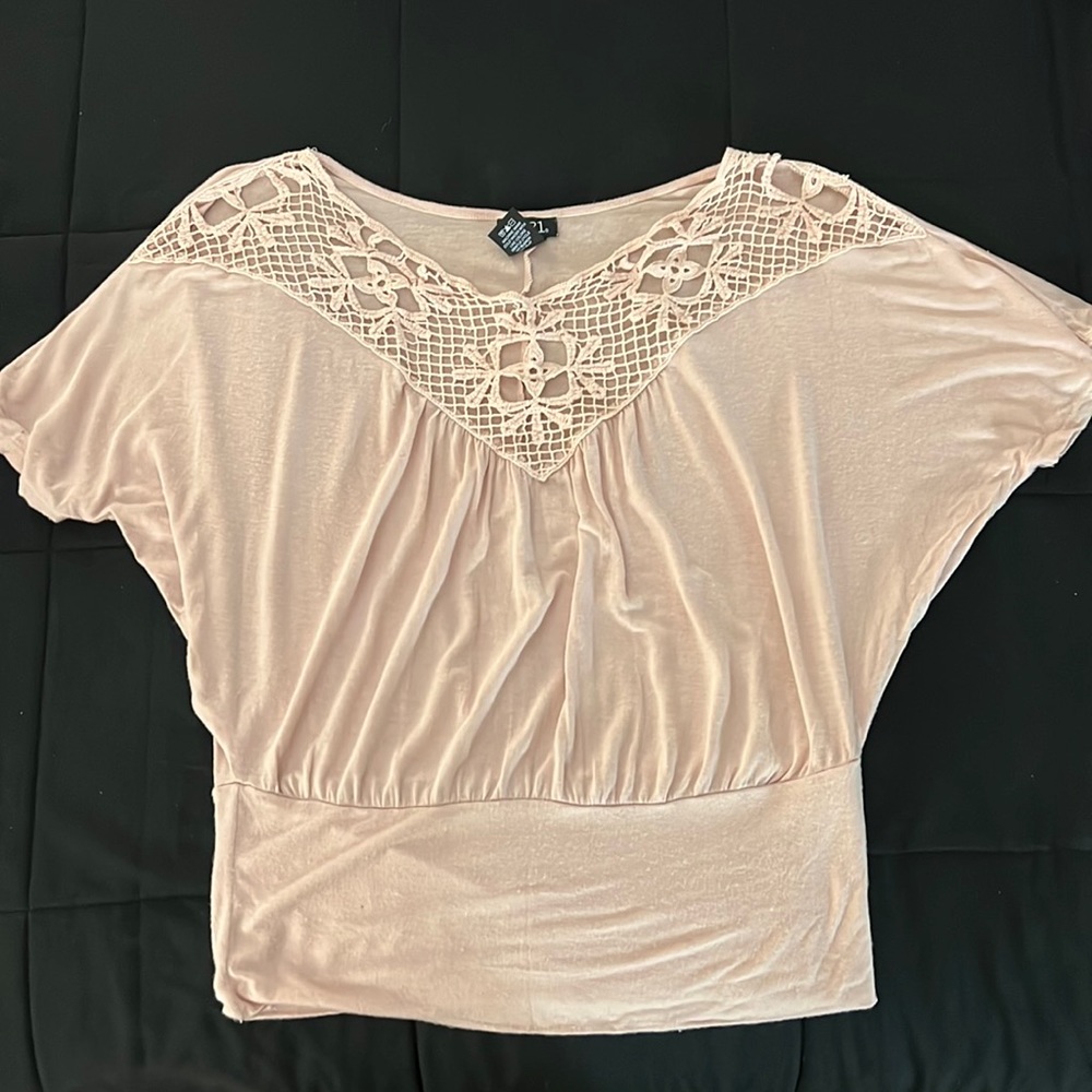 Rue 21 peephole shirt